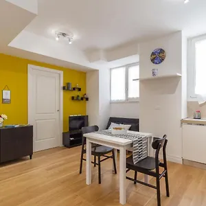 Apartamento House Brembo, Milán